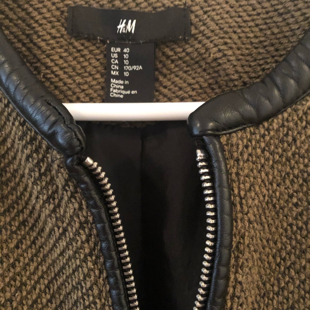 H&M Jacket - Picture 9 of 9